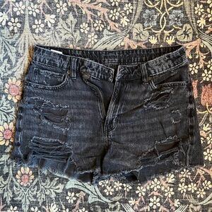 American eagle distressed shorts